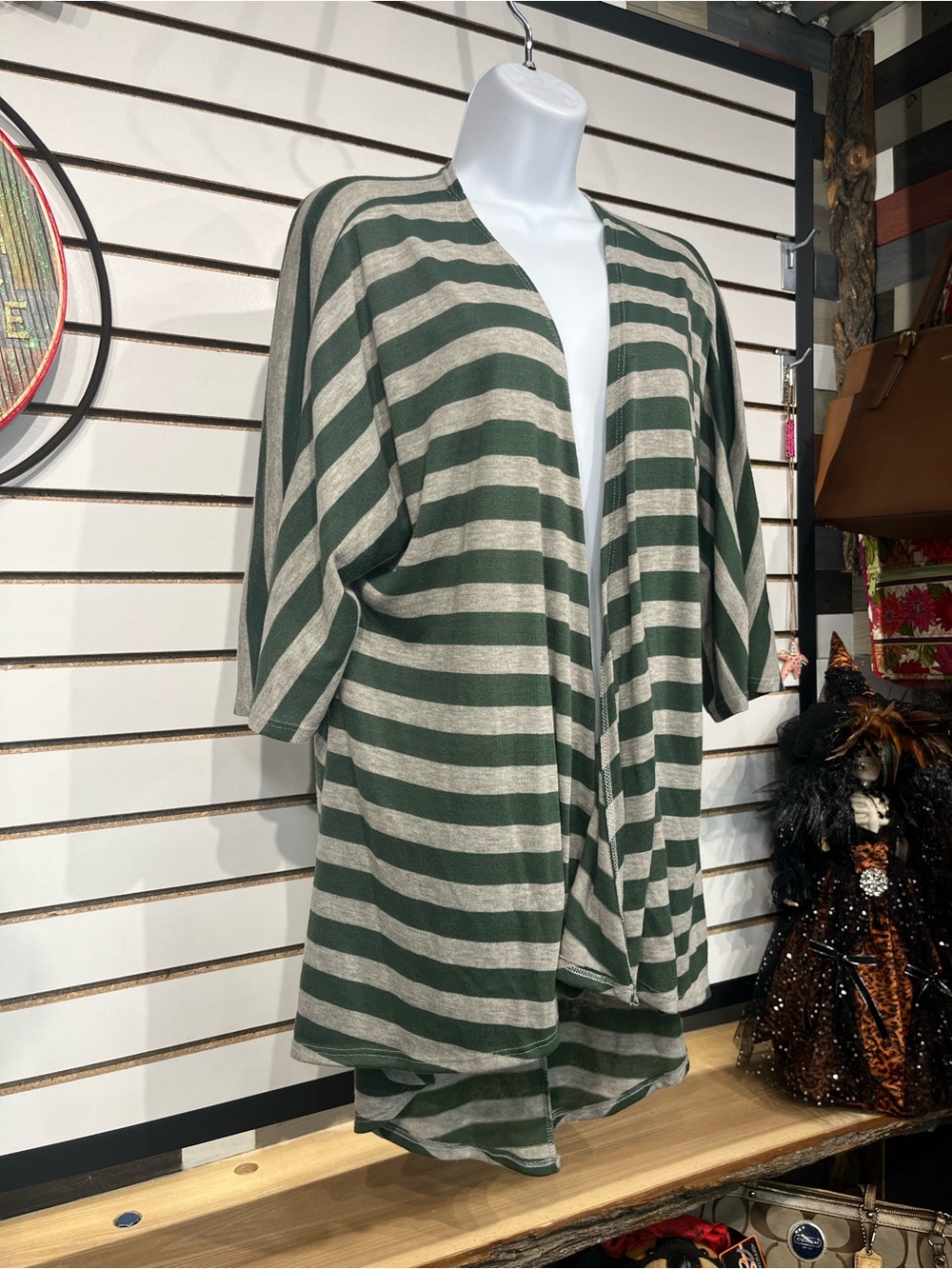 LuLaRoe open front knit top oversized small - Picture 3 of 8